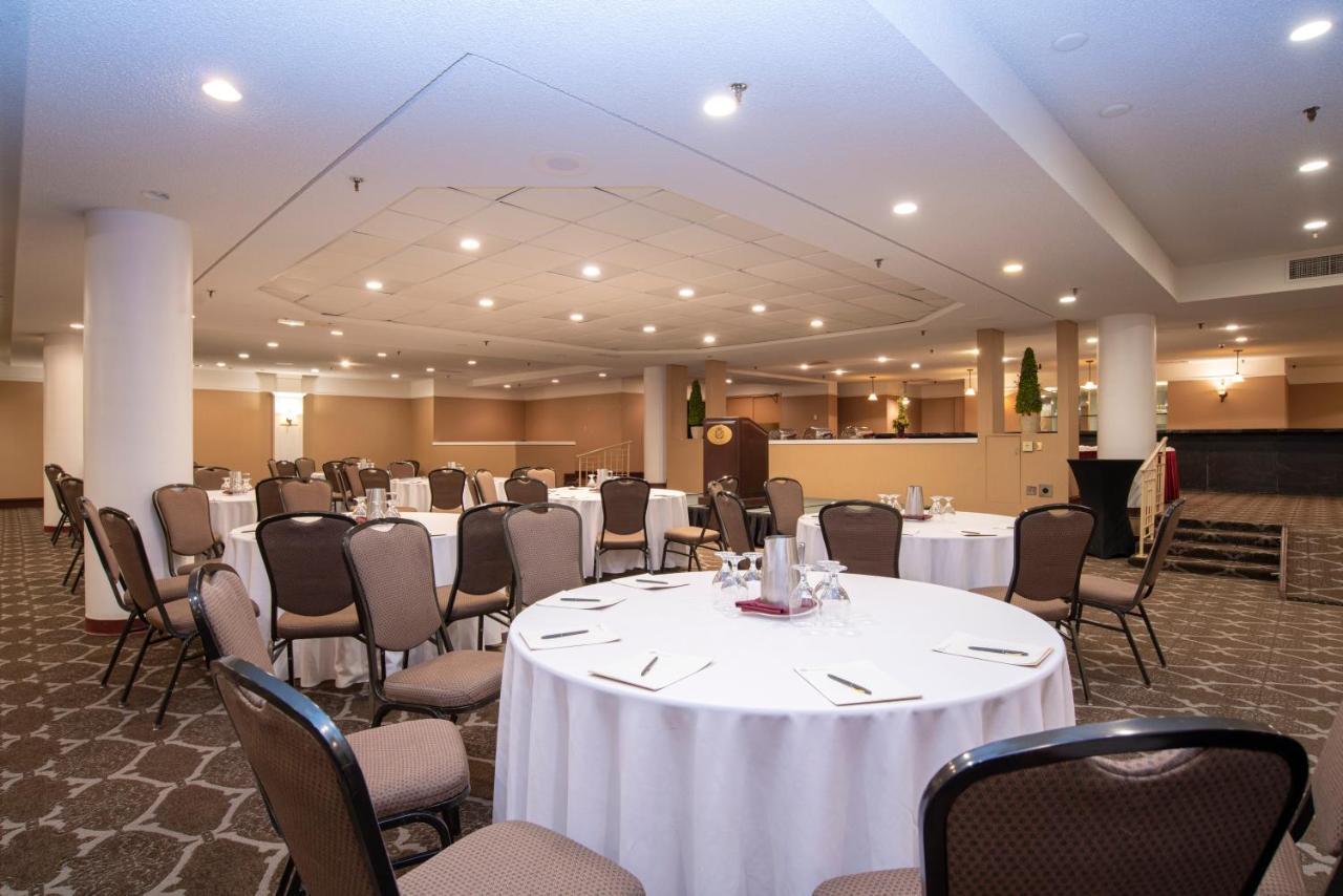 Sandman Signature Edmonton Downtown Hotel מראה חיצוני תמונה