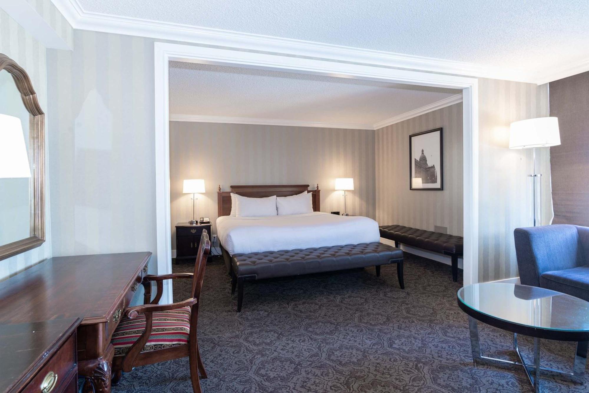 Sandman Signature Edmonton Downtown Hotel מראה חיצוני תמונה