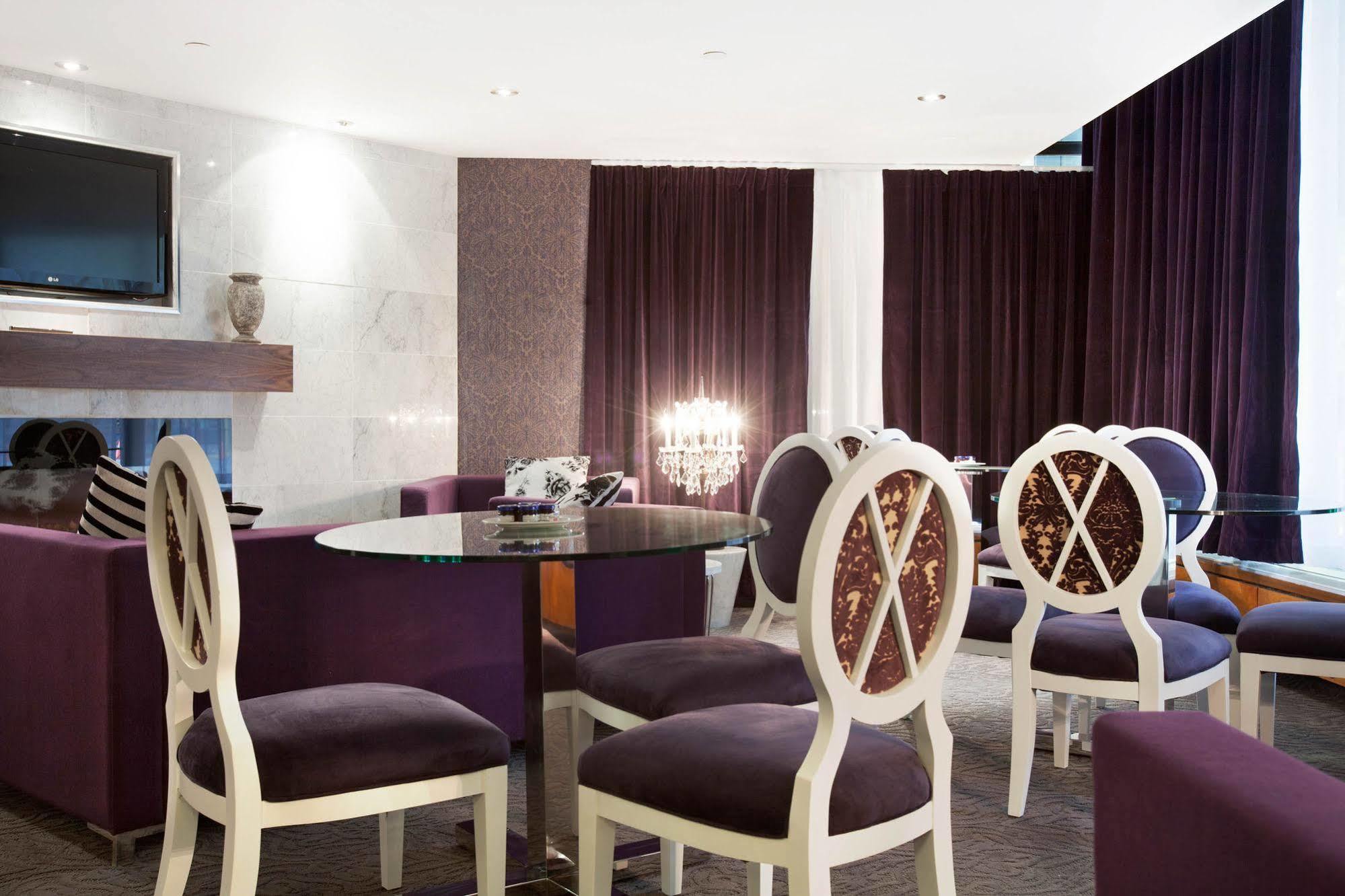 Sandman Signature Edmonton Downtown Hotel מראה חיצוני תמונה