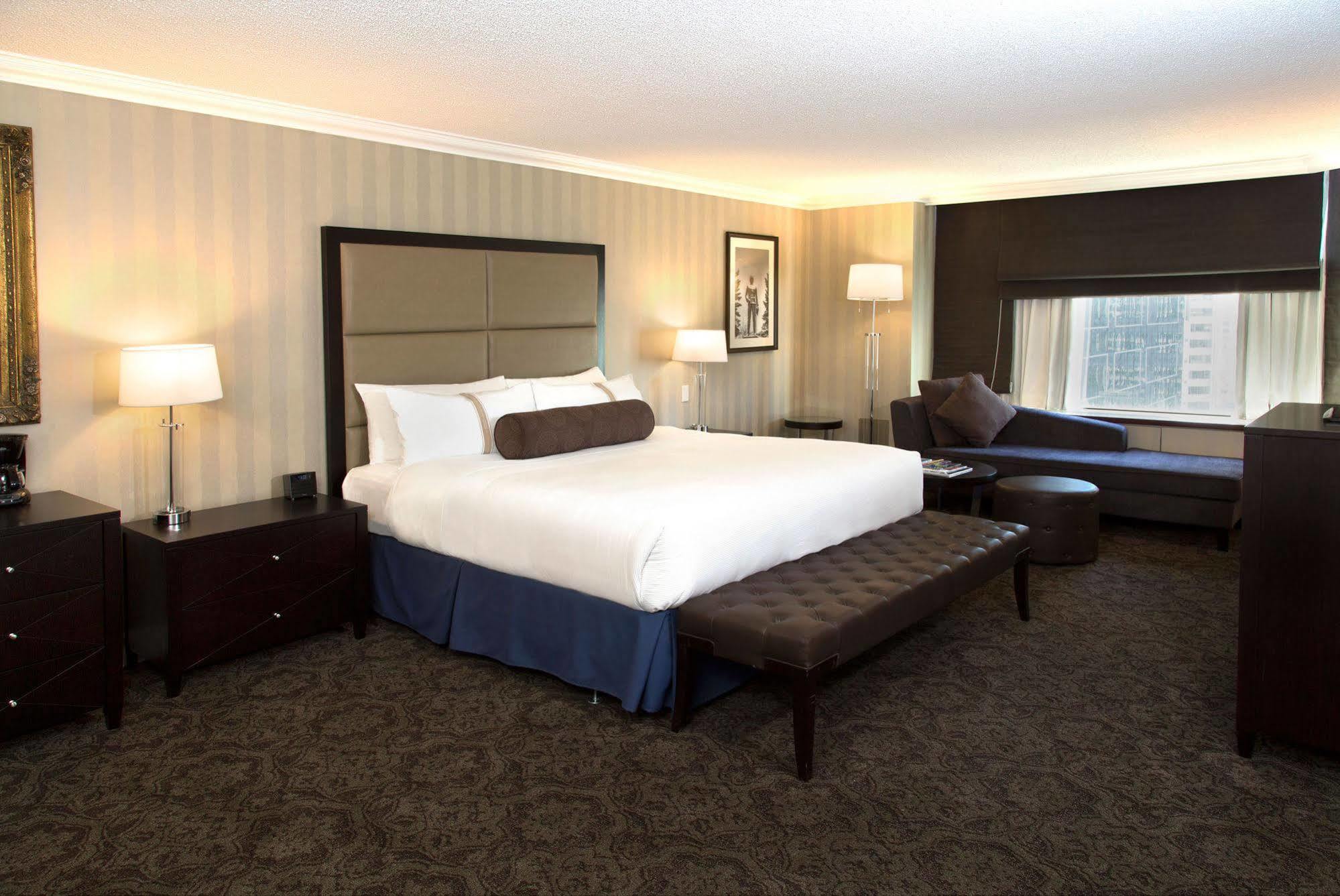 Sandman Signature Edmonton Downtown Hotel מראה חיצוני תמונה